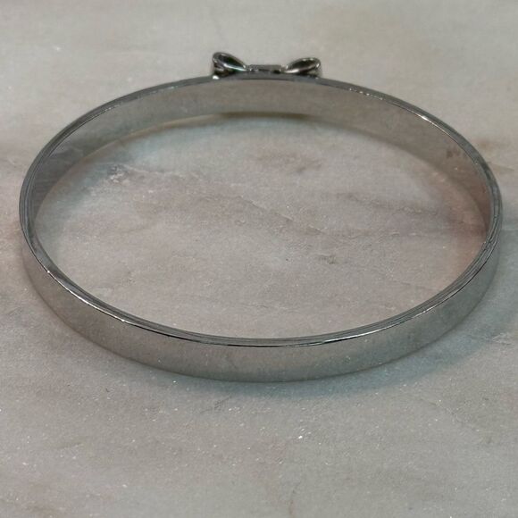 Kate Spade Silver Take A Bow Bangle Bracelet - Picture 3 of 3